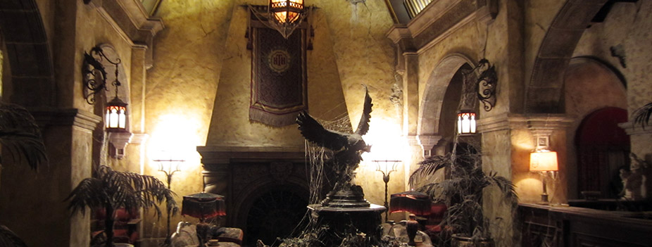 hth_florida_lobby_wide